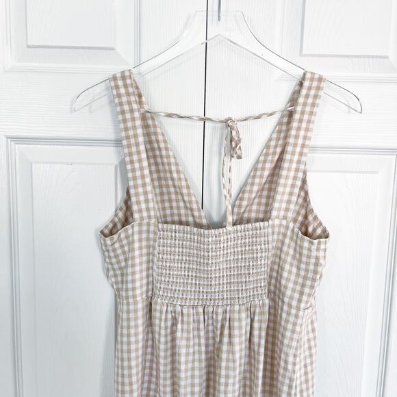 Old Navy Sleeveless Linen-Blend Smocked Tie-Back Gingham Maxi Shift Dress - Picture 9 of 9